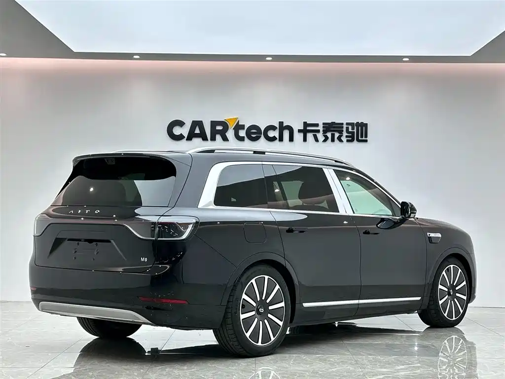 AITO Wenjie AITO M9 2025 Extended Range Ultra 52kWh 6-Seater фото 5