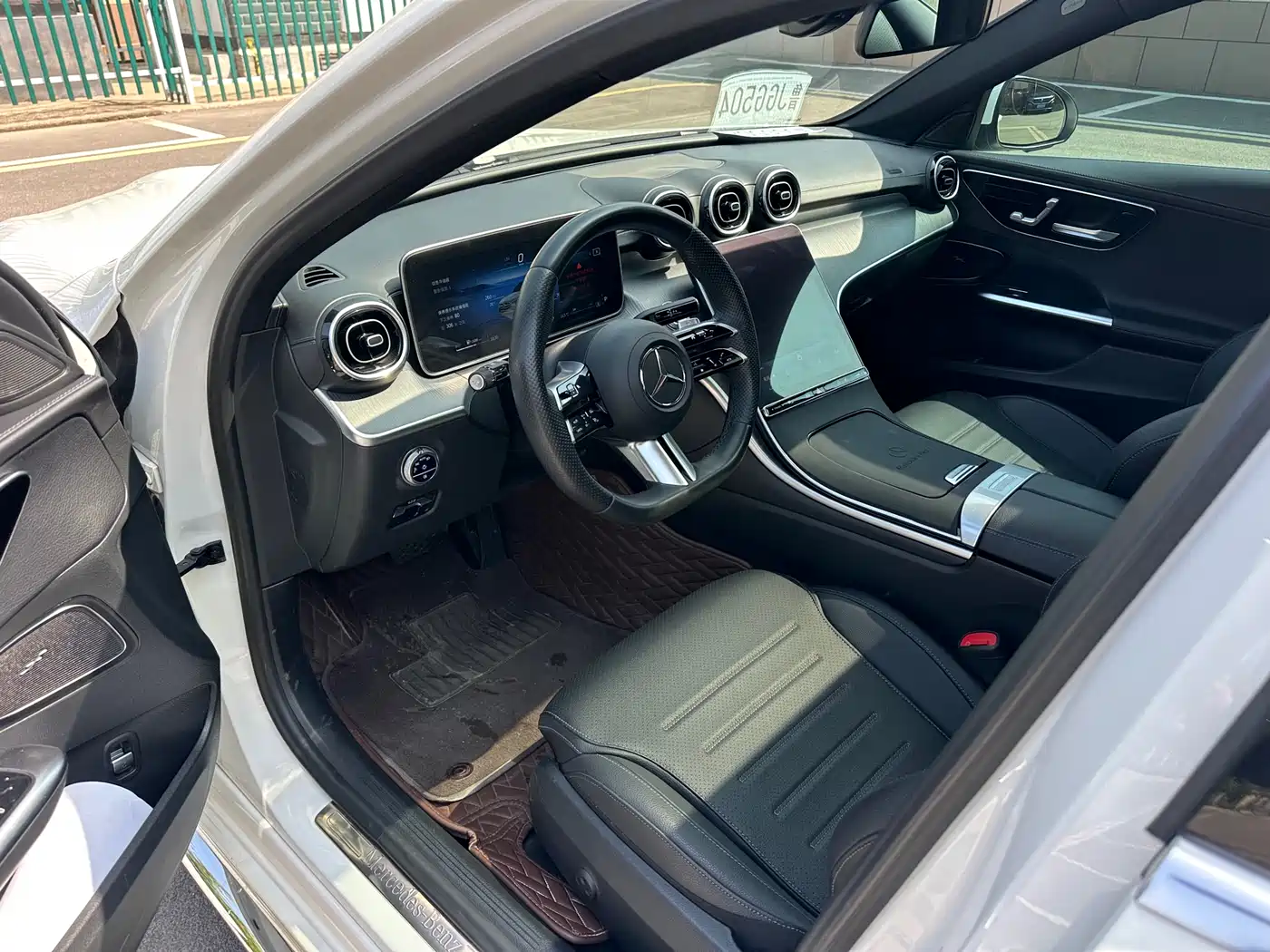 Mercedes-Benz C-Class 2023 Facelift C 200 L Sport Edition фото 9