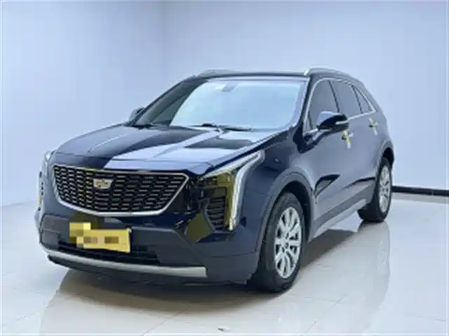 CADILLAC XT4