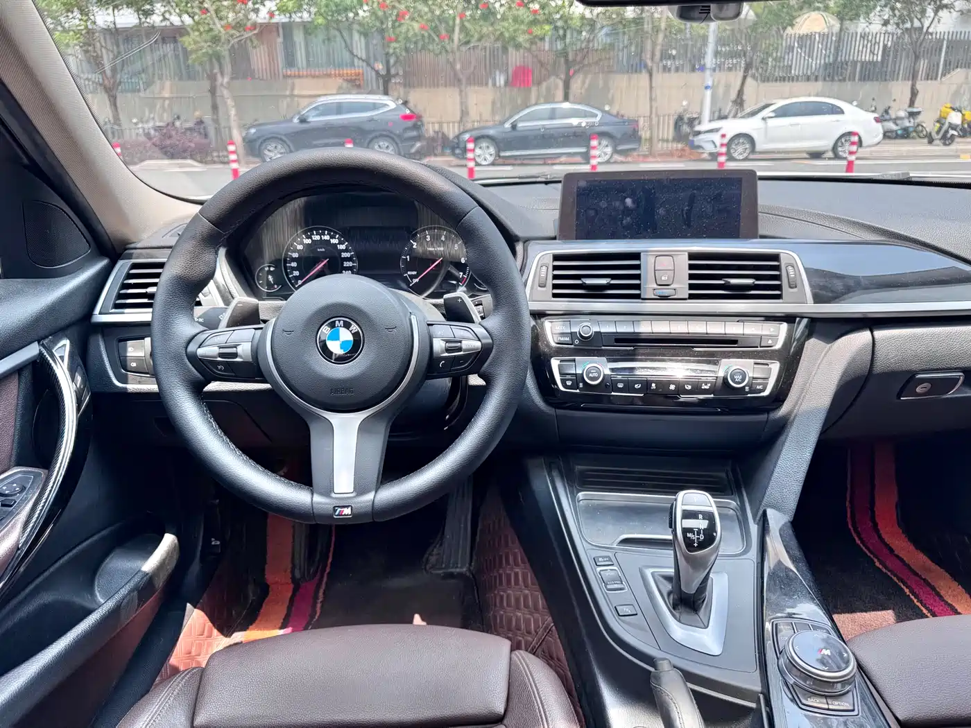 BMW 3 Series 2018 320Li Leading M Sport Package фото 6