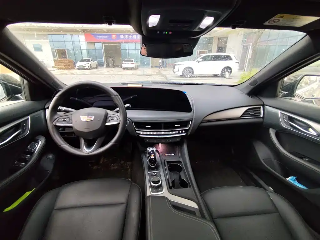 Cadillac CT5 2025 2025 Model 28T Urban Sport Edition