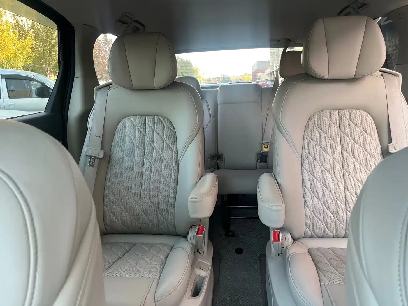 Buick GL8 2018 ES 28T Comfort Type China VI фото 13