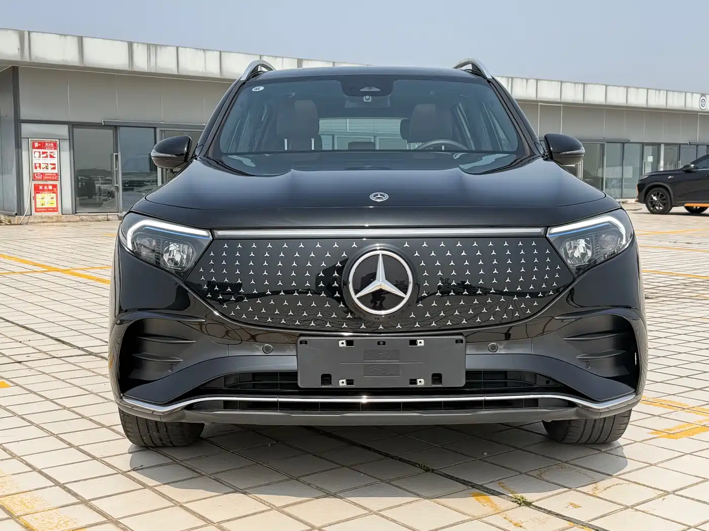MERCEDES-BENZ EQB