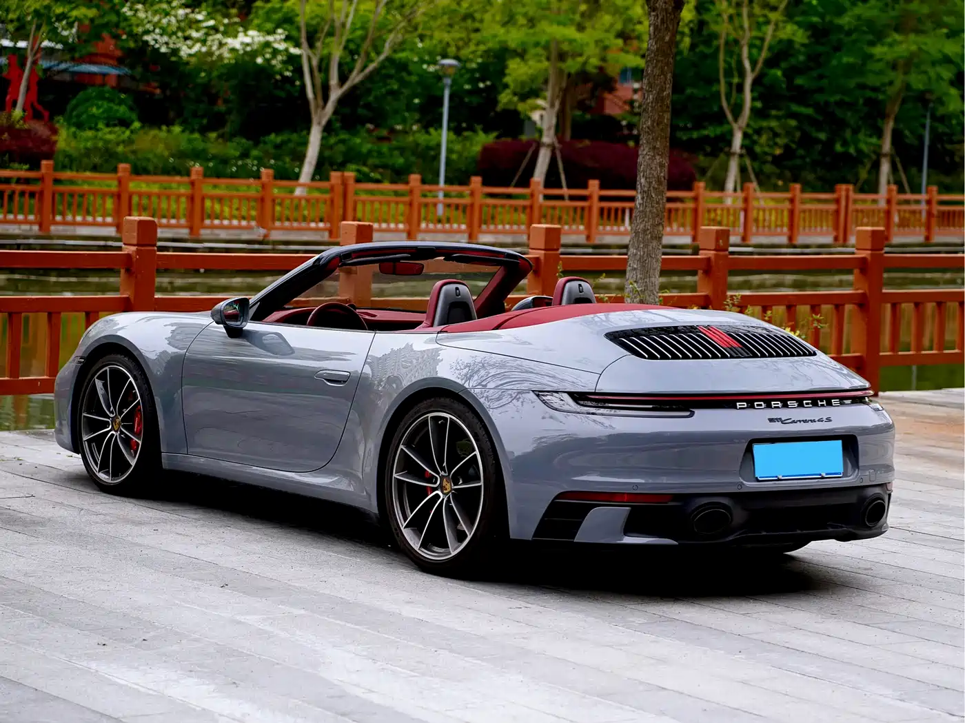 Porsche 911 2023 Carrera 4S Cabriolet 3.0T фото 6
