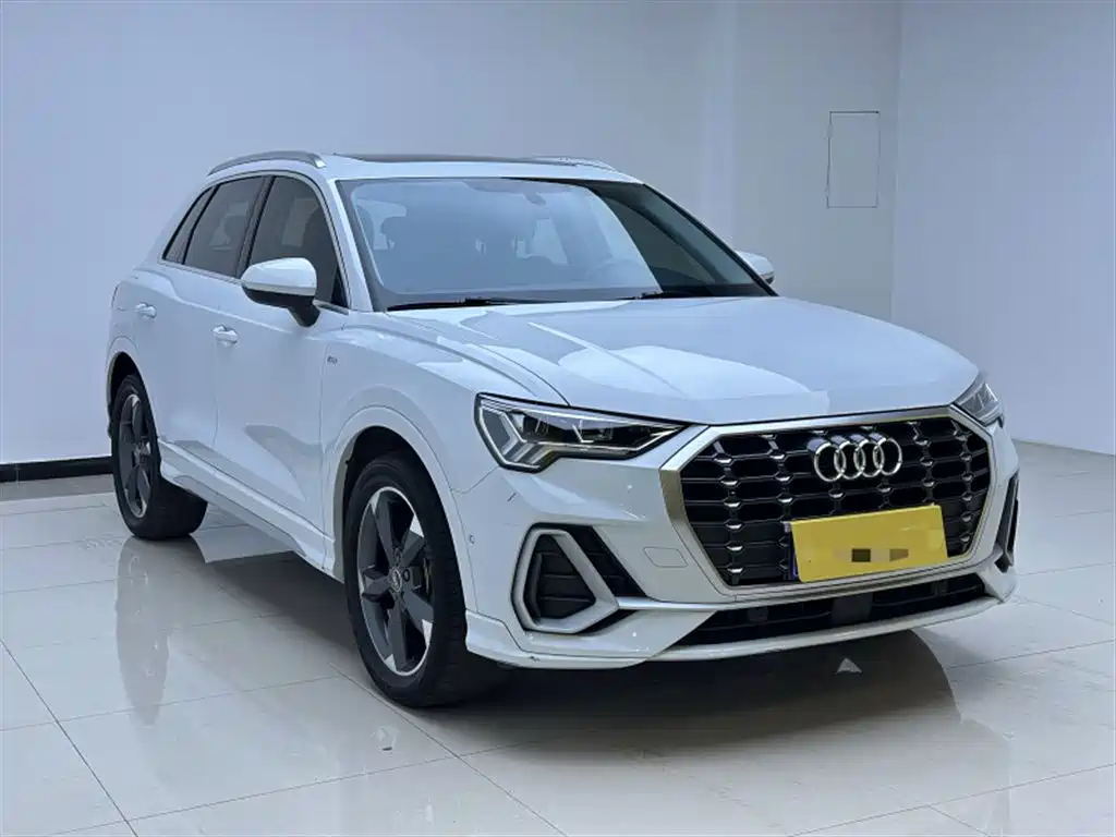 Audi Q3 2022 35 TFSI Progressive Dynamic фото 3
