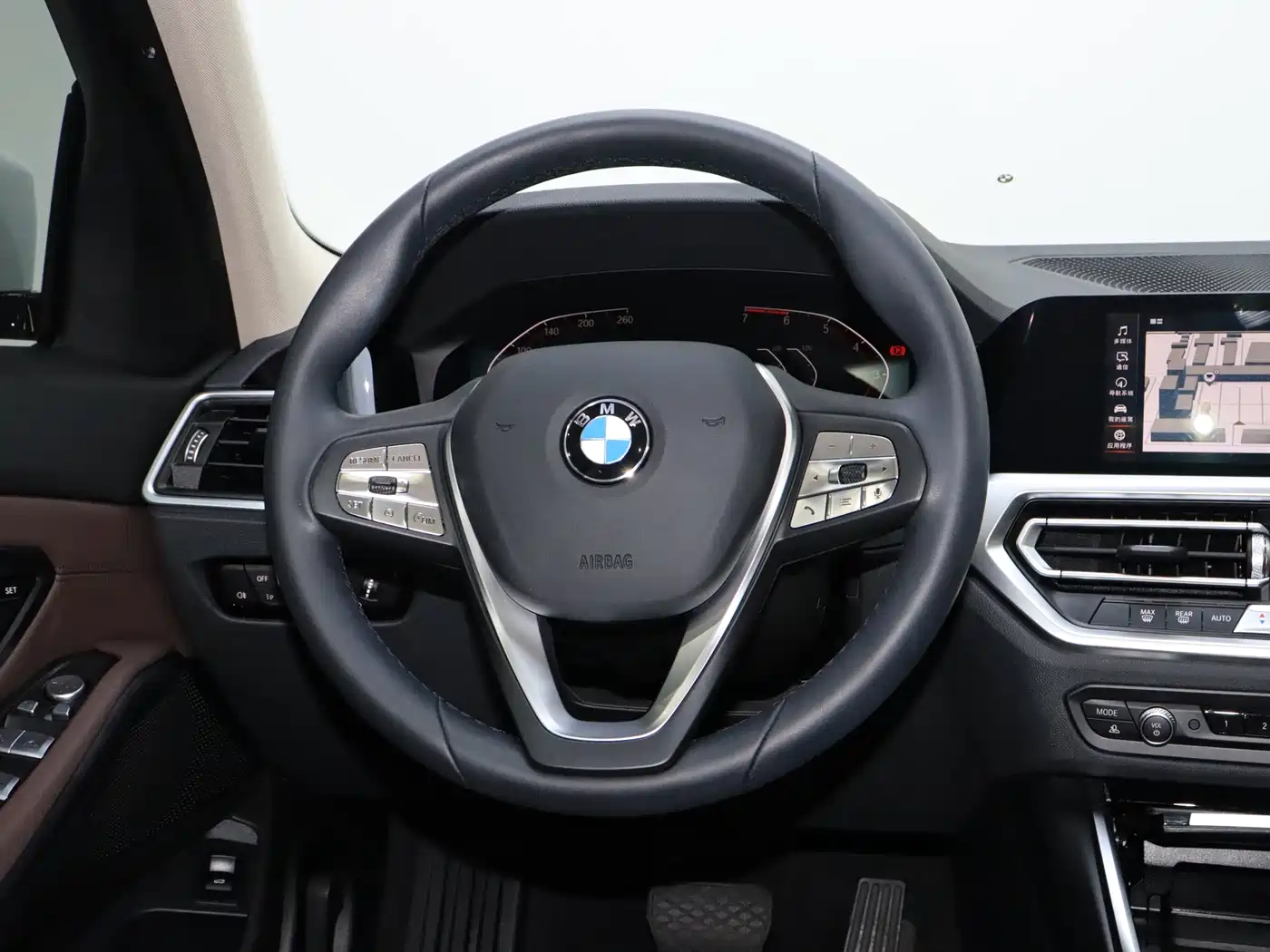 BMW 3 Series 2022 320i Sport Package фото 20