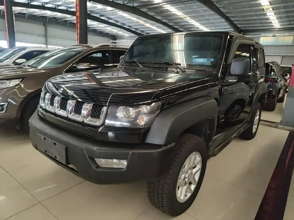 BAIC ORV Beijing Offroad BJ40 2016 2016 Model 40L 2.0T Manual 4WD Premium