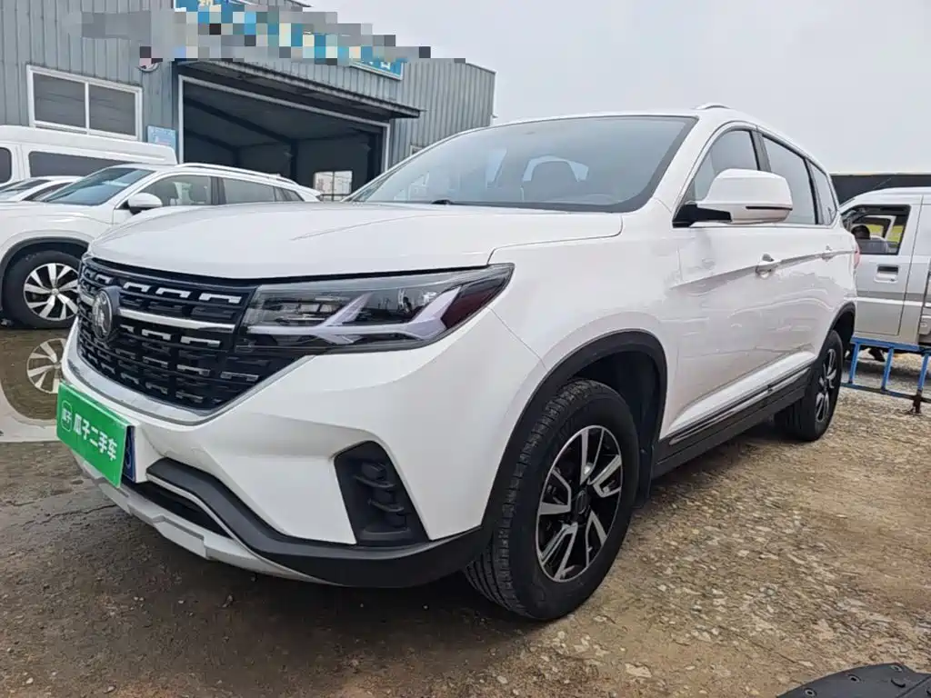Dongfeng Fengxing Fengxing T5 2023 2022 Golden Age 1.5T Auto Dream Chaser 5-Seater