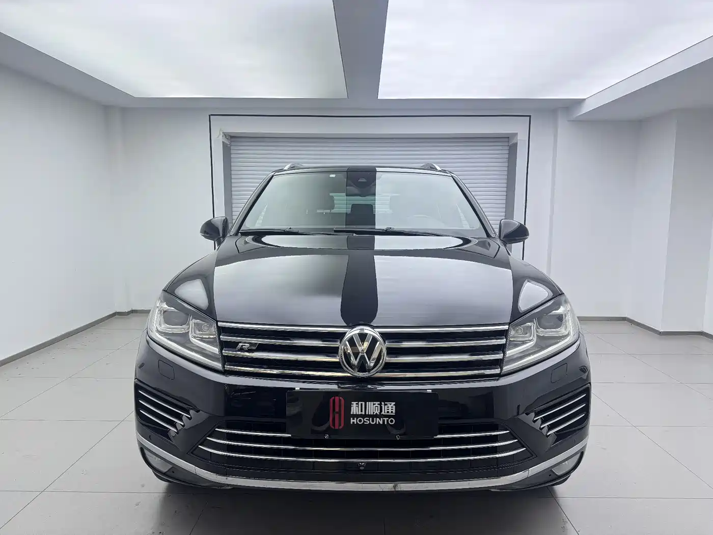 Volkswagen Touareg 2016 3.0TSI R-Line фото 2
