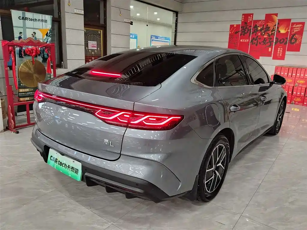 BYD Qin L 2024 DM-i 120KM Superior Edition фото 3