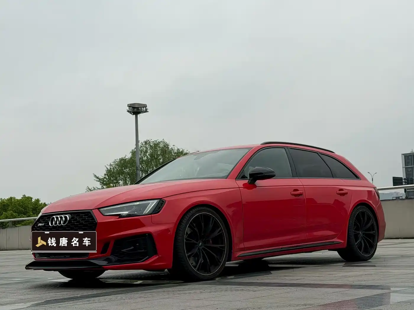 AUDI RS 4