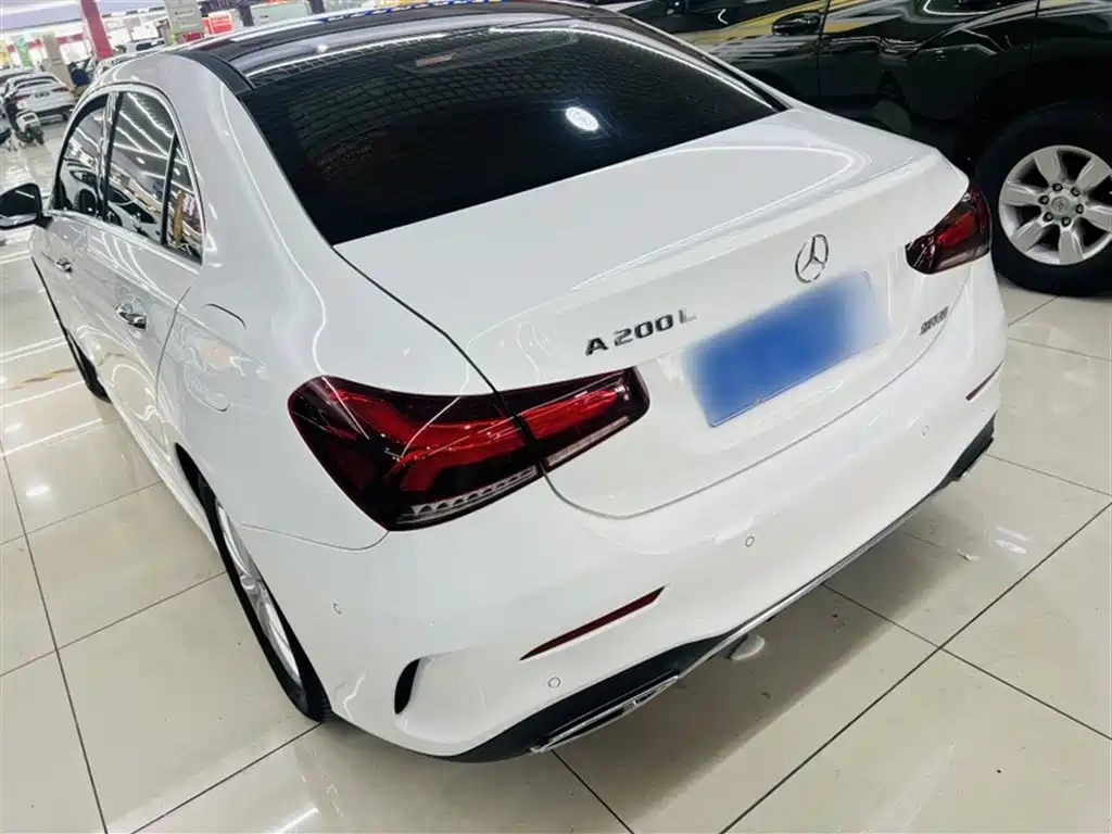 Mercedes-Benz A-Class 2022 Facelift A 200 L Sport Sedan Dynamic фото 10