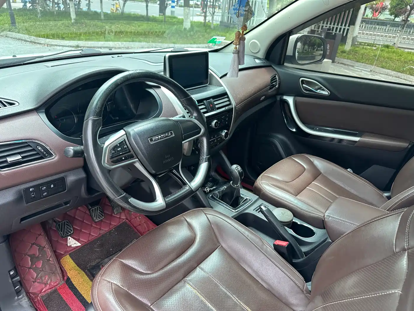 Bisu Auto Bisu T5 2018 2017 1.5T Manual Luxury