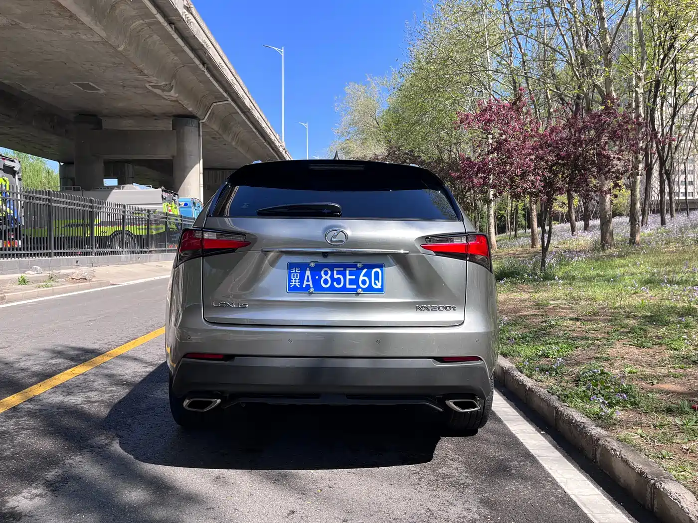 Lexus NX 2015 200t AWD F Sport фото 7