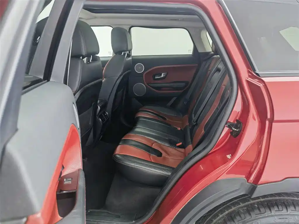 Land Rover Range Rover Evoque (Import) 2013 2.0T 5-door Dynamic Edition фото 15