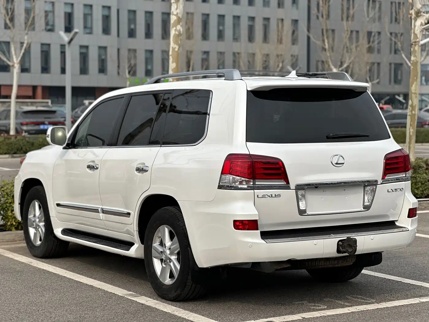 Lexus LX 2013 570 фото 6