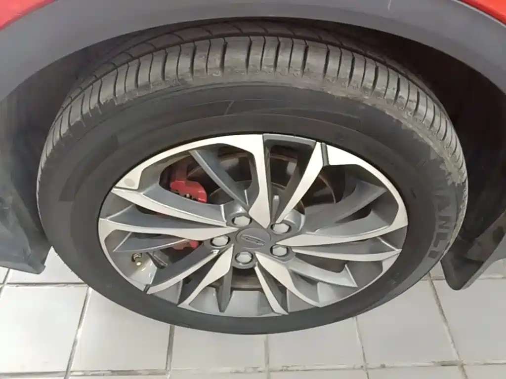 Geely Coolray 2019 2019 Sport 260T DCT Battle China VI