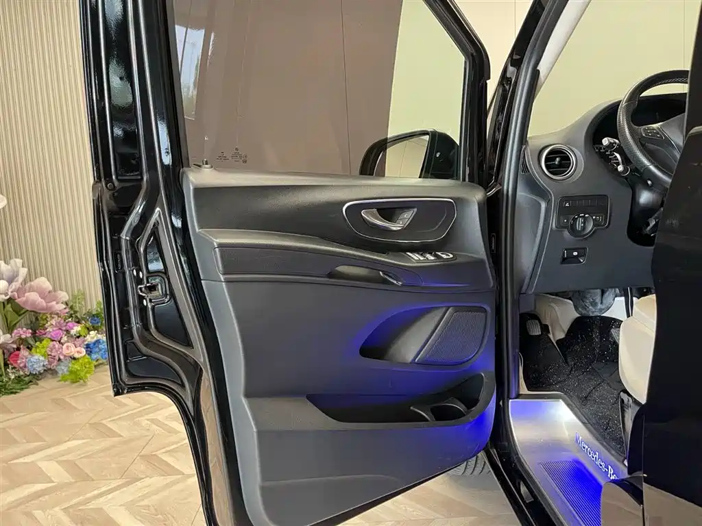 Mercedes-Benz Vito 2016 2.0T Business Edition фото 15