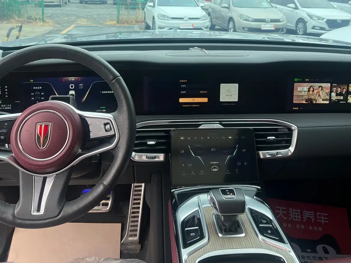 Hongqi E-HS9 2022 690km Qi Xiang Edition (6-seater) фото 10