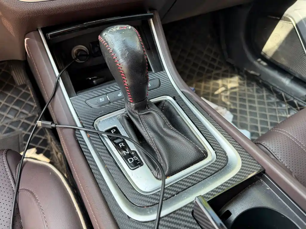 Changan Raeton CC 2018 2018 1.5T Auto Premium Class China V