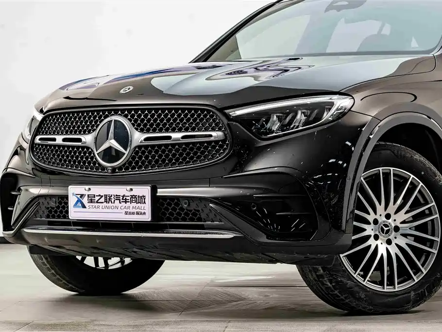 Mercedes-Benz GLC 2023 Facelift GLC 300 L 4MATIC Sport 5-Seater фото 2