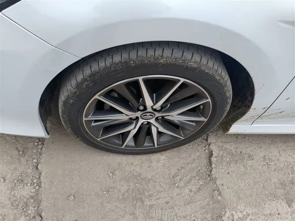 Toyota Camry 2021 2.5G Luxury Edition фото 23