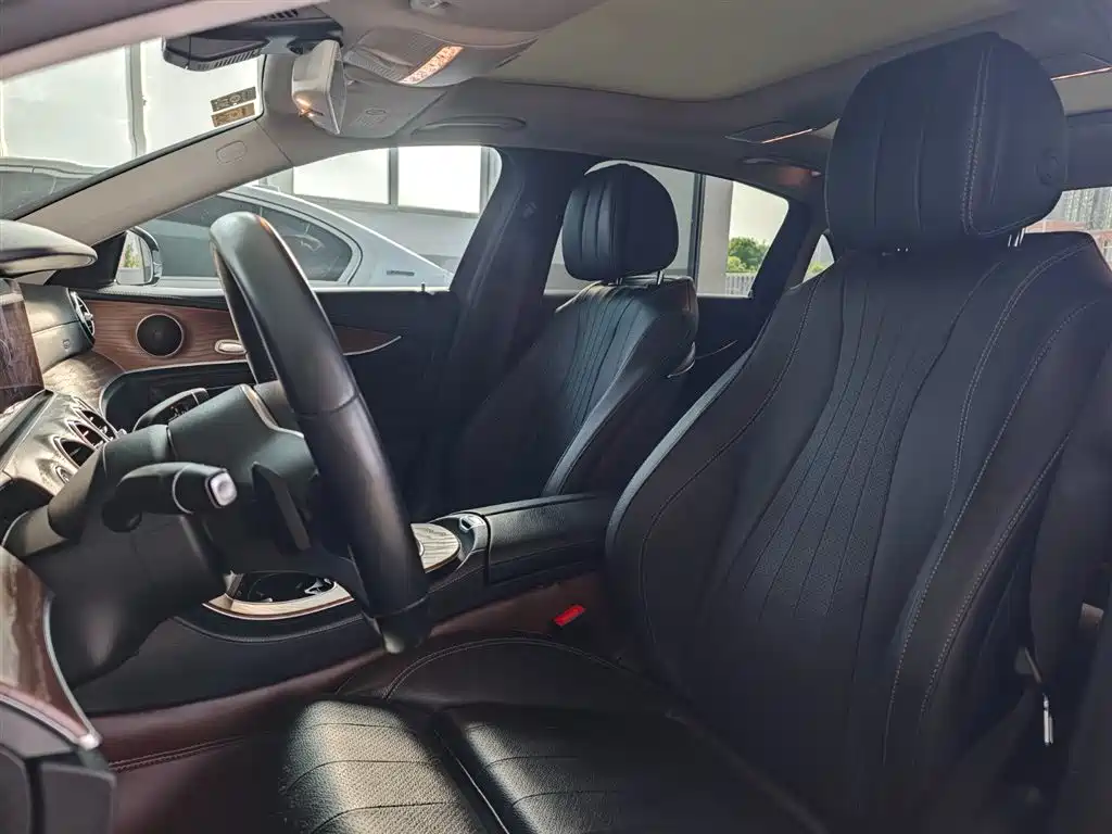 Mercedes-Benz E-Class 2020 E 260 L фото 21