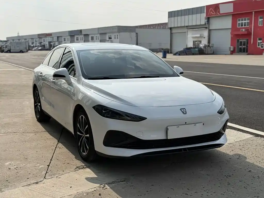 Roewe D7 2025 2025 DMH 125km World Champion Excellence Edition