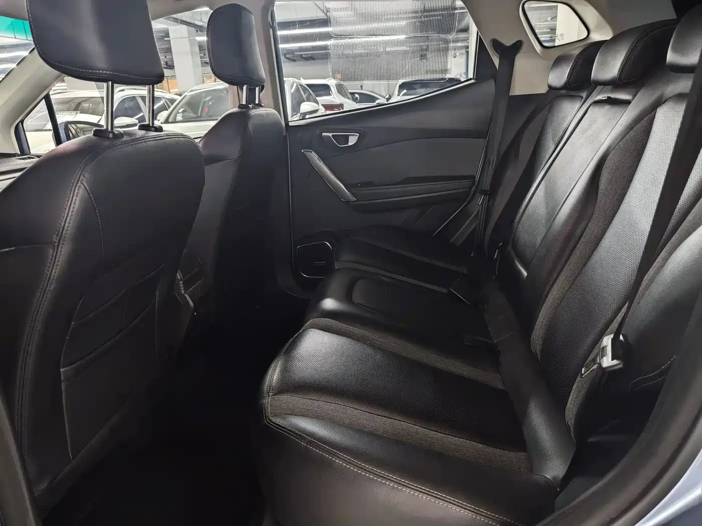 BAIC Beijing EX3 2021 2019 R600 Style Edition