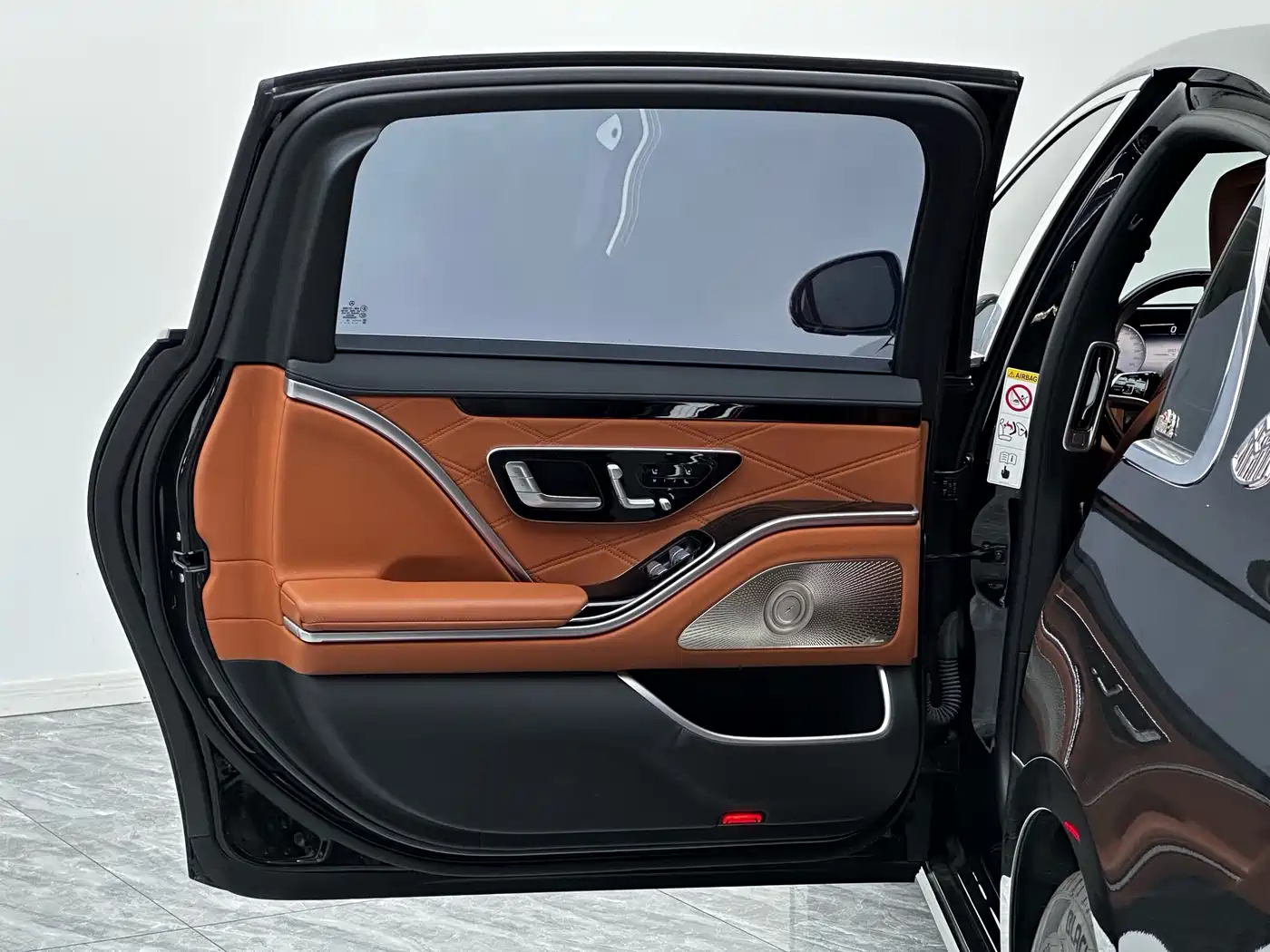 Mercedes-Benz Maybach S-Class 2024 Facelift S 480 4MATIC фото 18