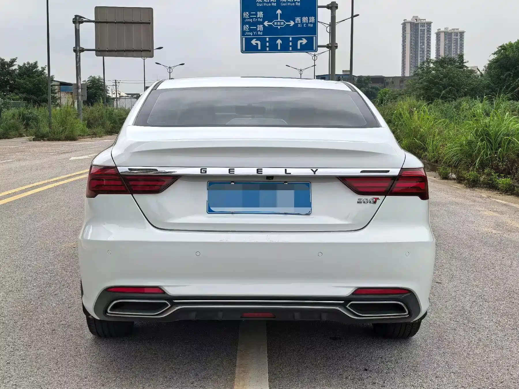 Фото 5 - Geely Binrui