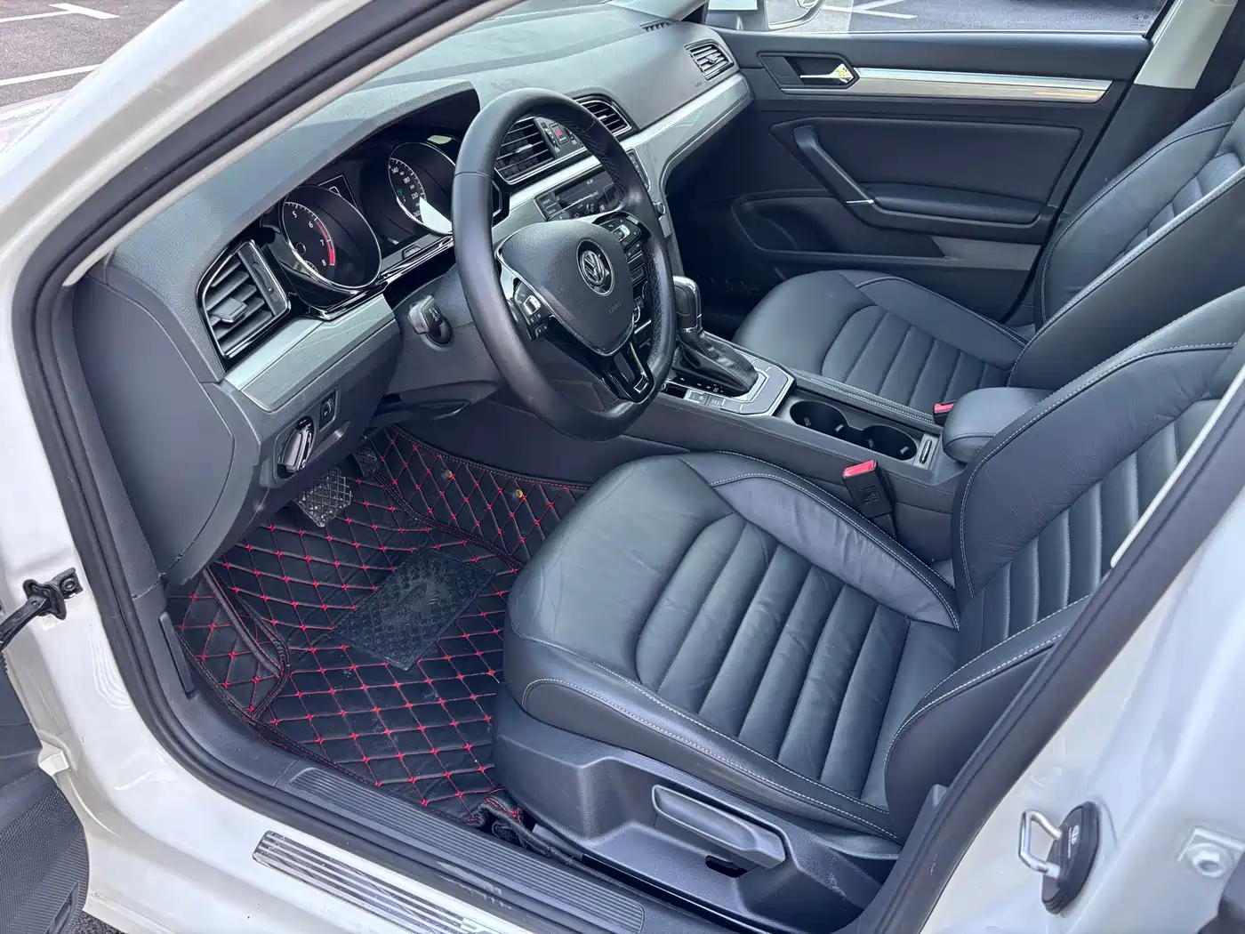 Volkswagen Lamando 2018 280TSI DSG Comfort Edition фото 8
