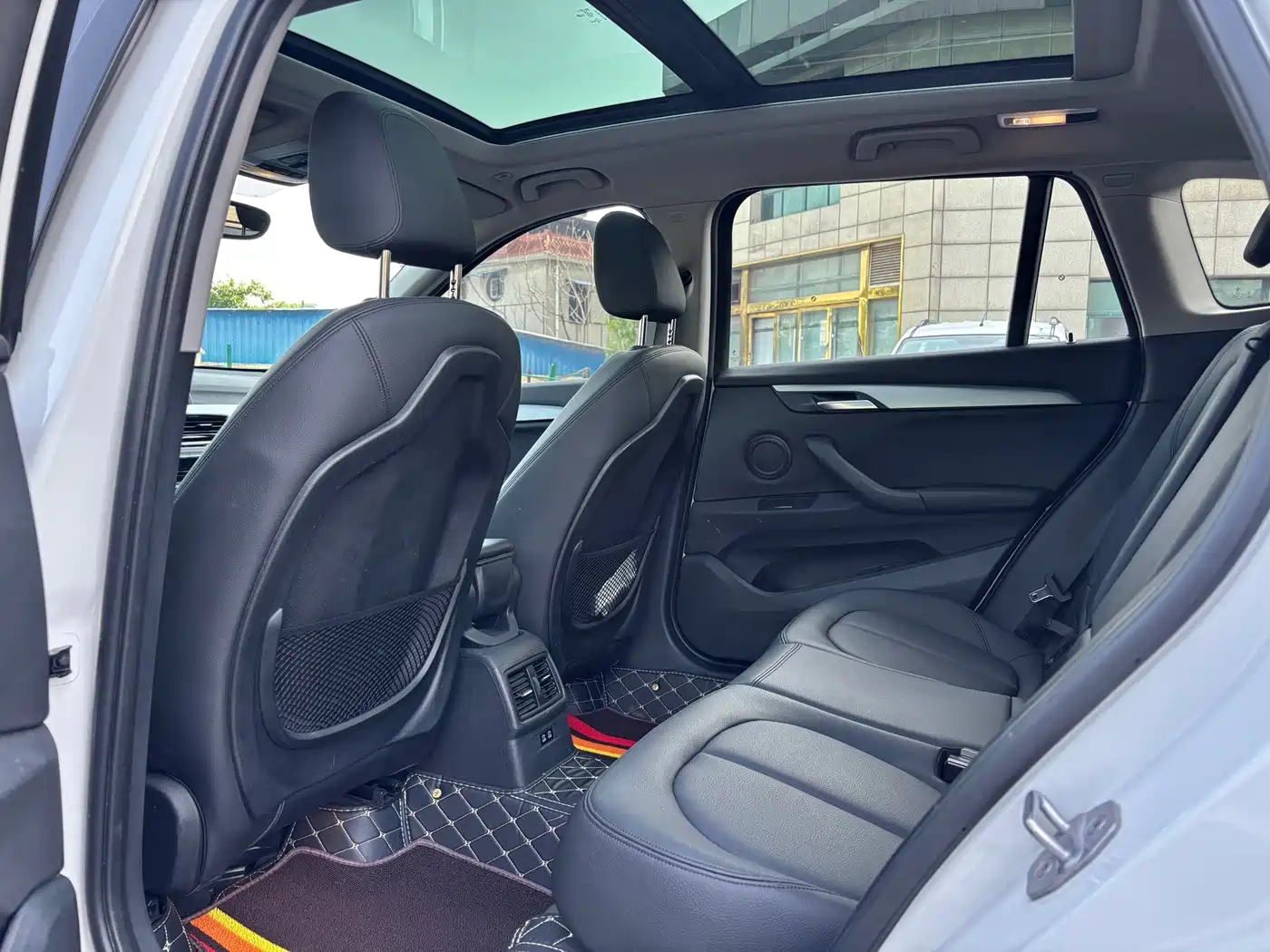 BMW X1 2019 sDrive18Li Fashion Model фото 11