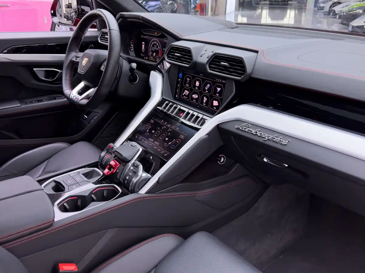 Lamborghini Urus 2019 2018 4.0T V8