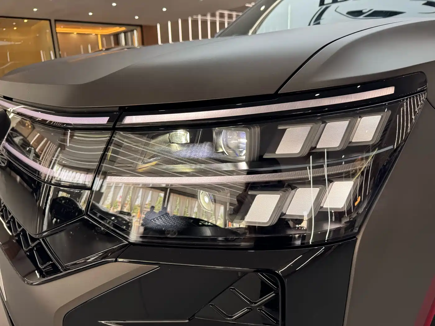 Volkswagen Teramont 2025 Teramont Pro 450TSI 4WD Summit Edition фото 39