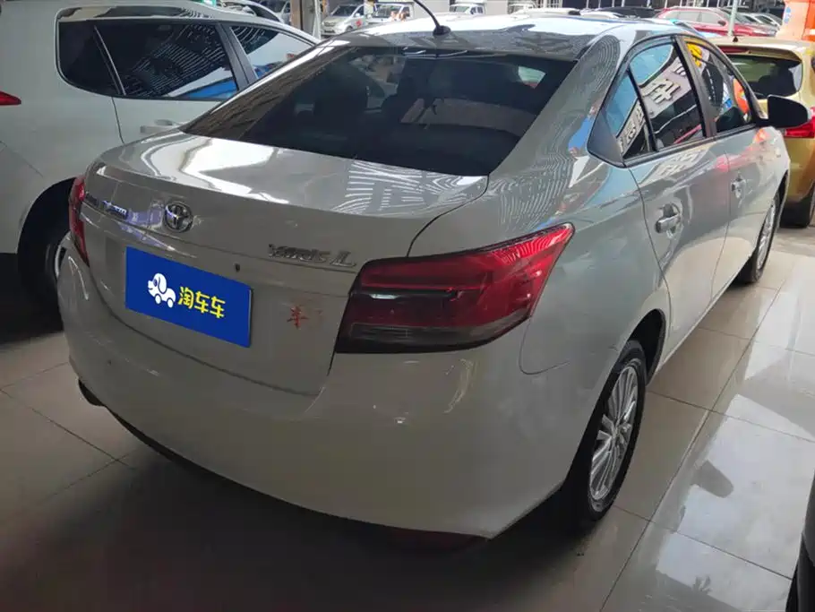 TOYOTA YARIS L TO ENJOY