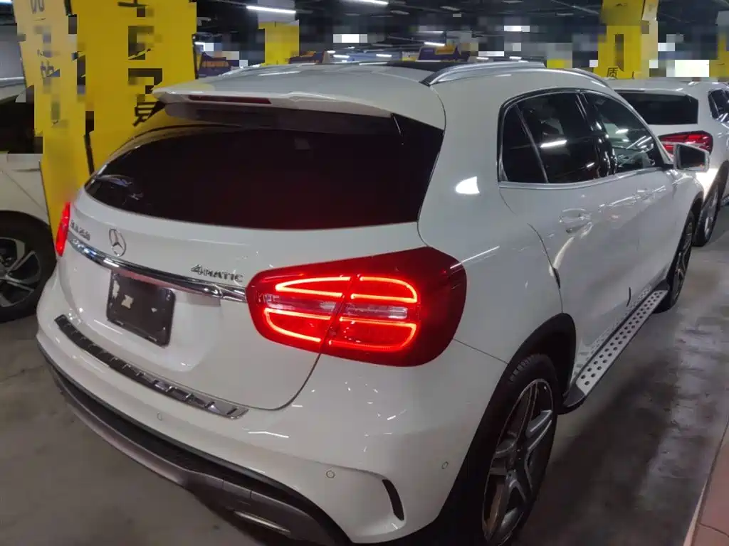 Mercedes-Benz GLA 2015 GLA 260 4MATIC Sport фото 7