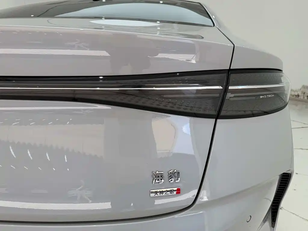 BYD Seal 2025 2025 Facelift 650 Smart Drive Edition