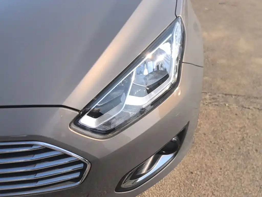 Ford Escort 2015 2015 1.5L Automatic Fashion