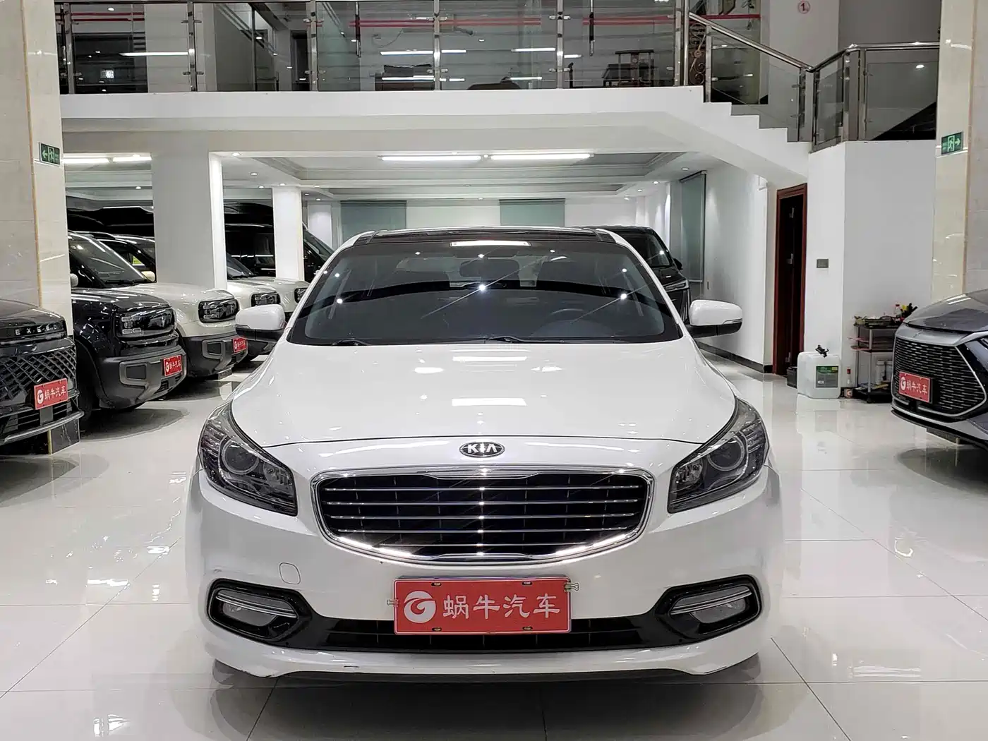 Kia K4 2014 1.8L Automatic DLX фото 2