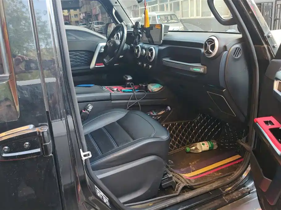 BAIC ORV Beijing Offroad BJ40 2019 Facelift 2.0T Automatic 4WD Urban Hunter Premium China V фото 8