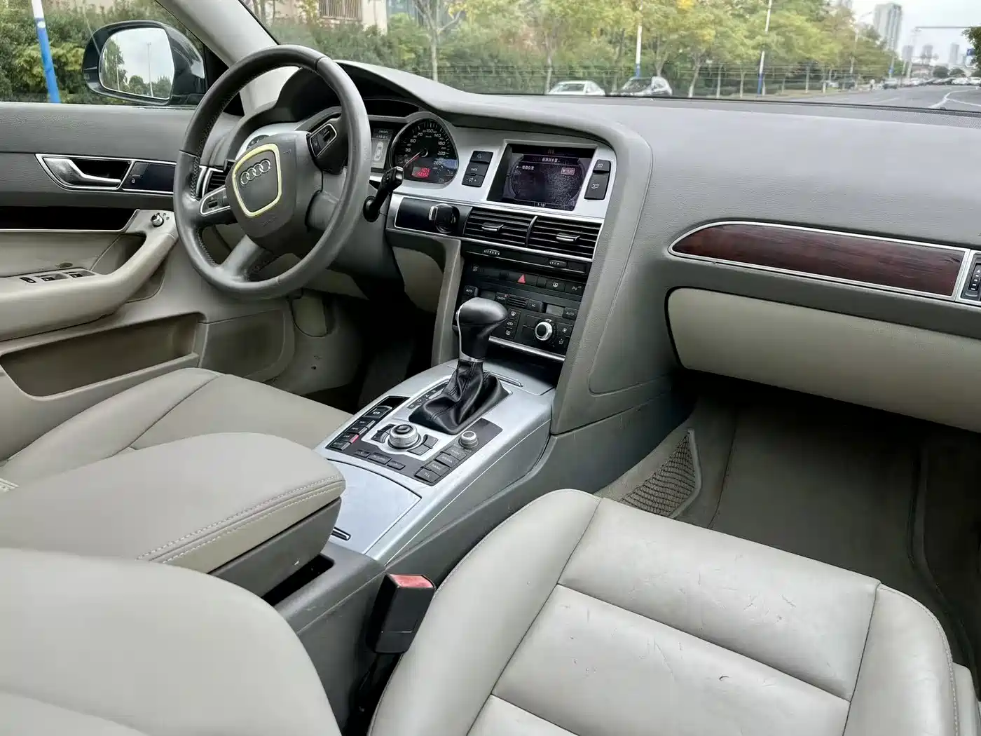 Audi A6L 2011 Model 2.0 TFSI Auto Standard фото 14