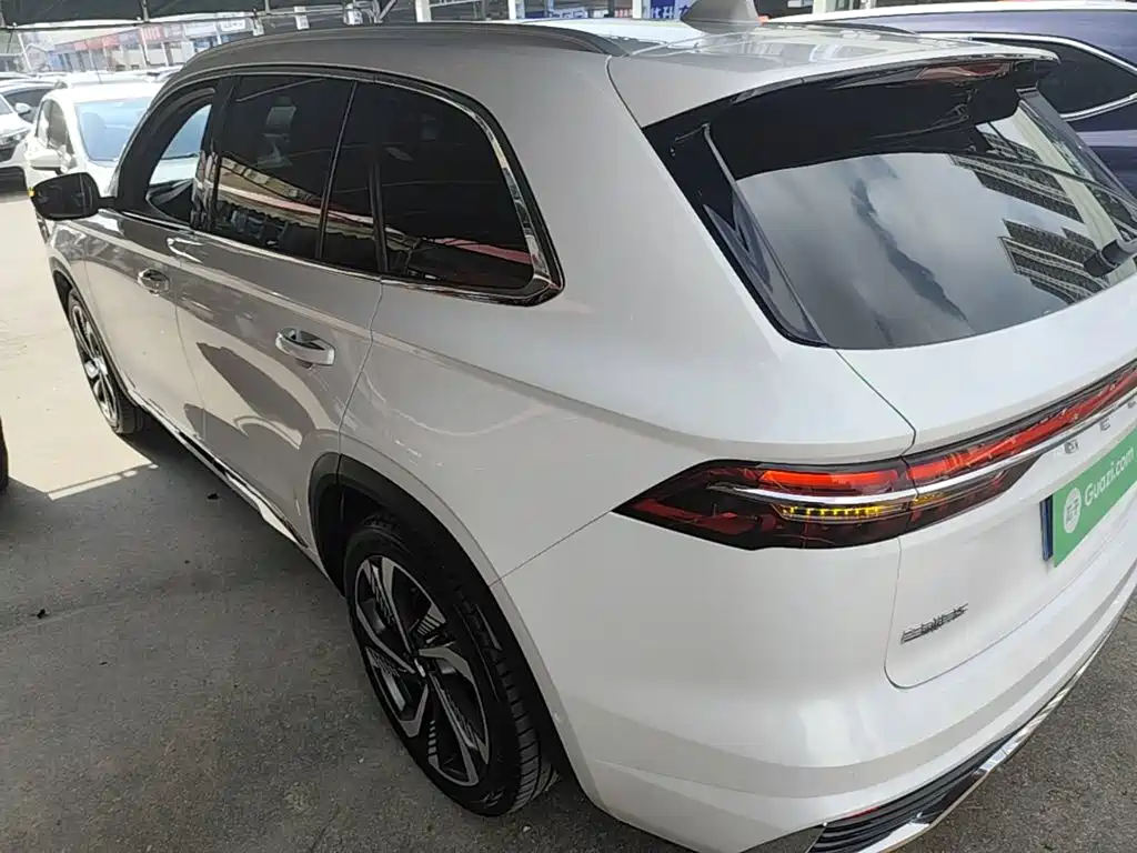 Фото 5 - Geely Xingyue L