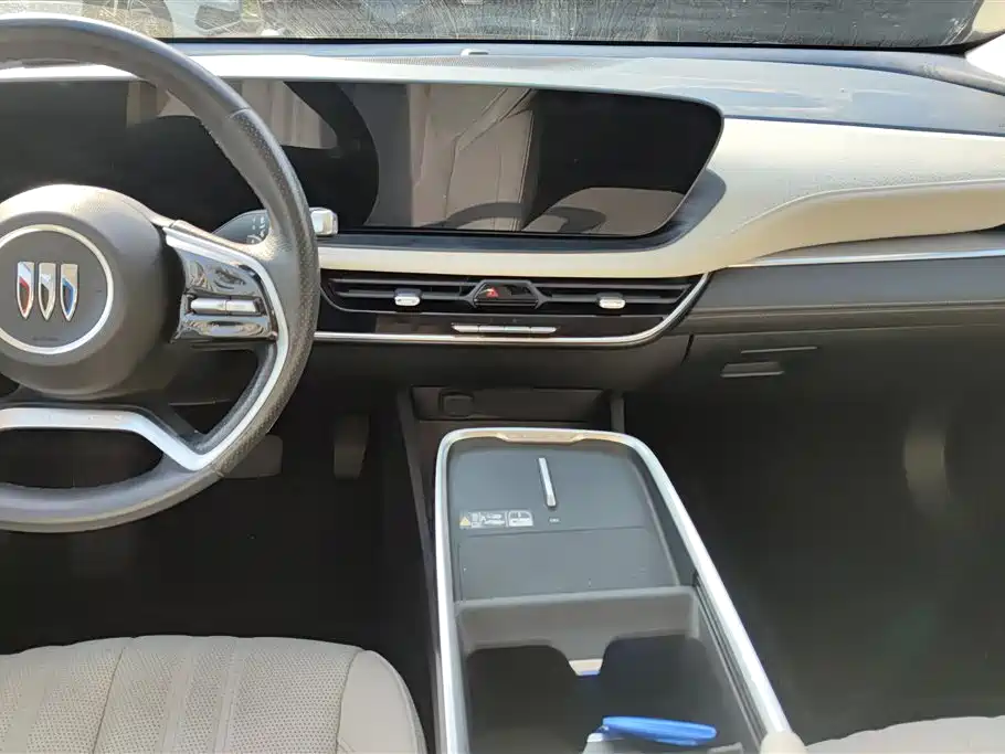 Buick LaCrosse 2023 Avenir Edition фото 13