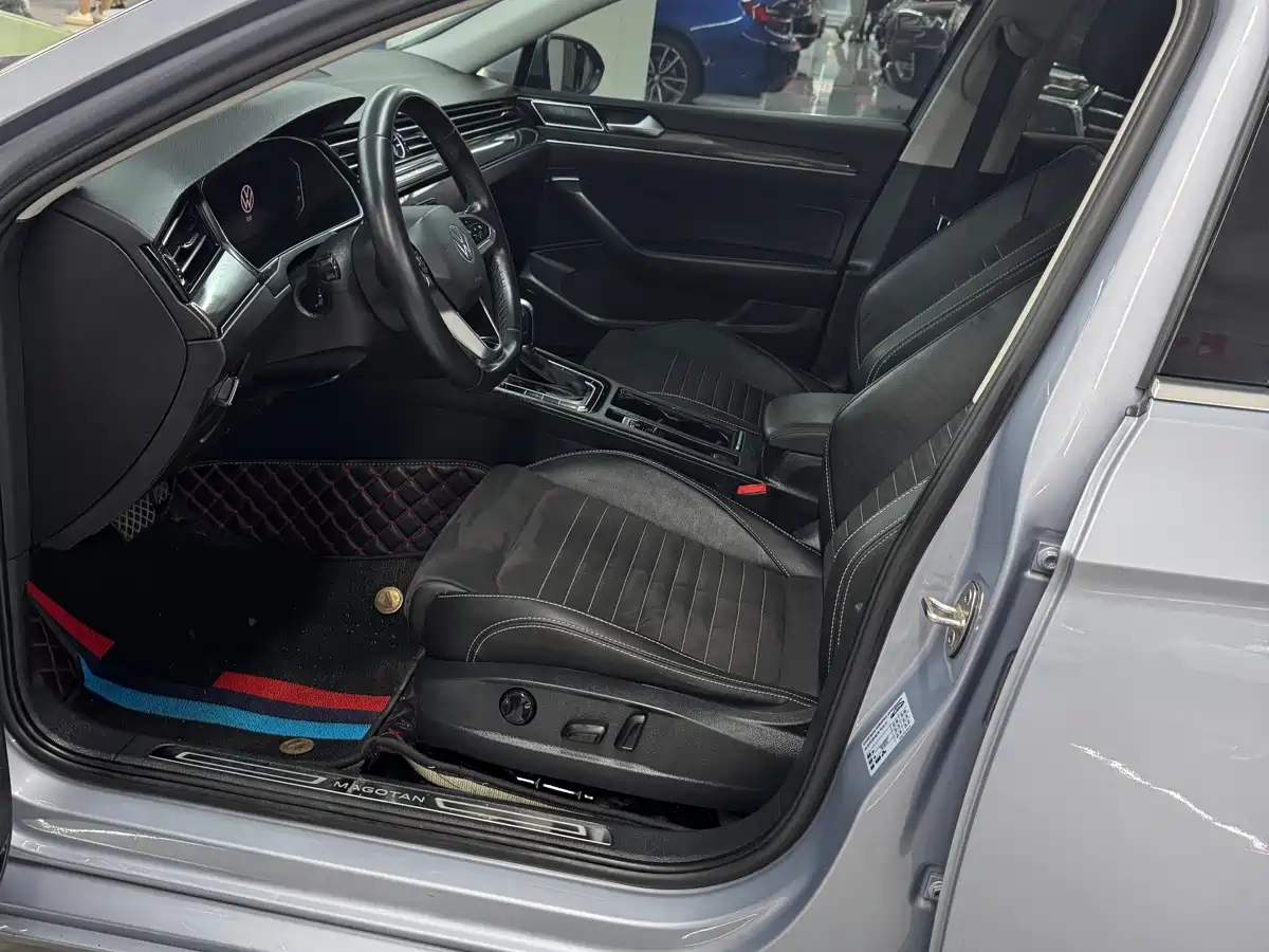 Volkswagen Magotan 2020 330TSI DSG Leading фото 7