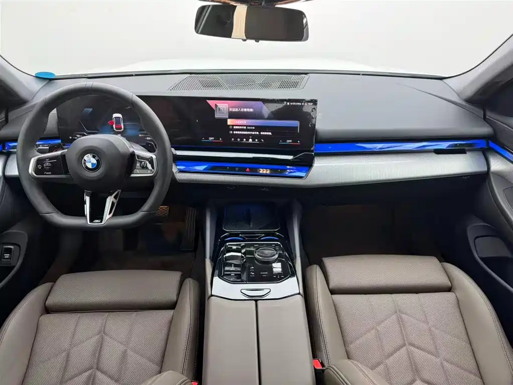 BMW 5 Series (Import) 2024 Model 525i M Sport Package фото 7