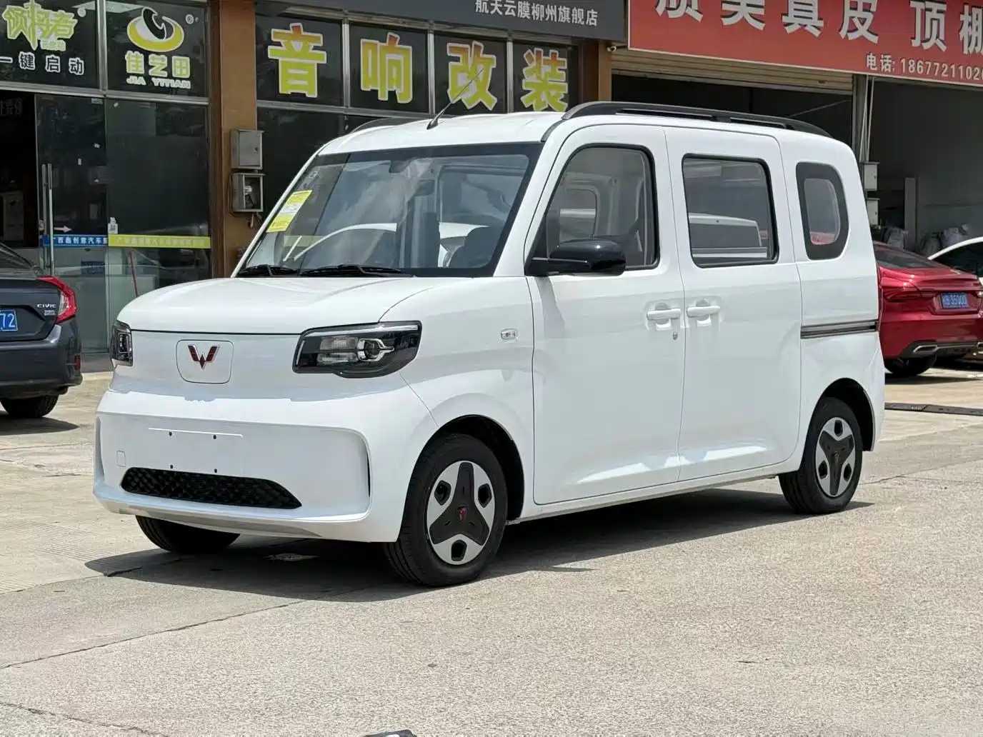 Wuling Motors Wuling Zhiguang NEV 2026 2025 Model 305km Base Version