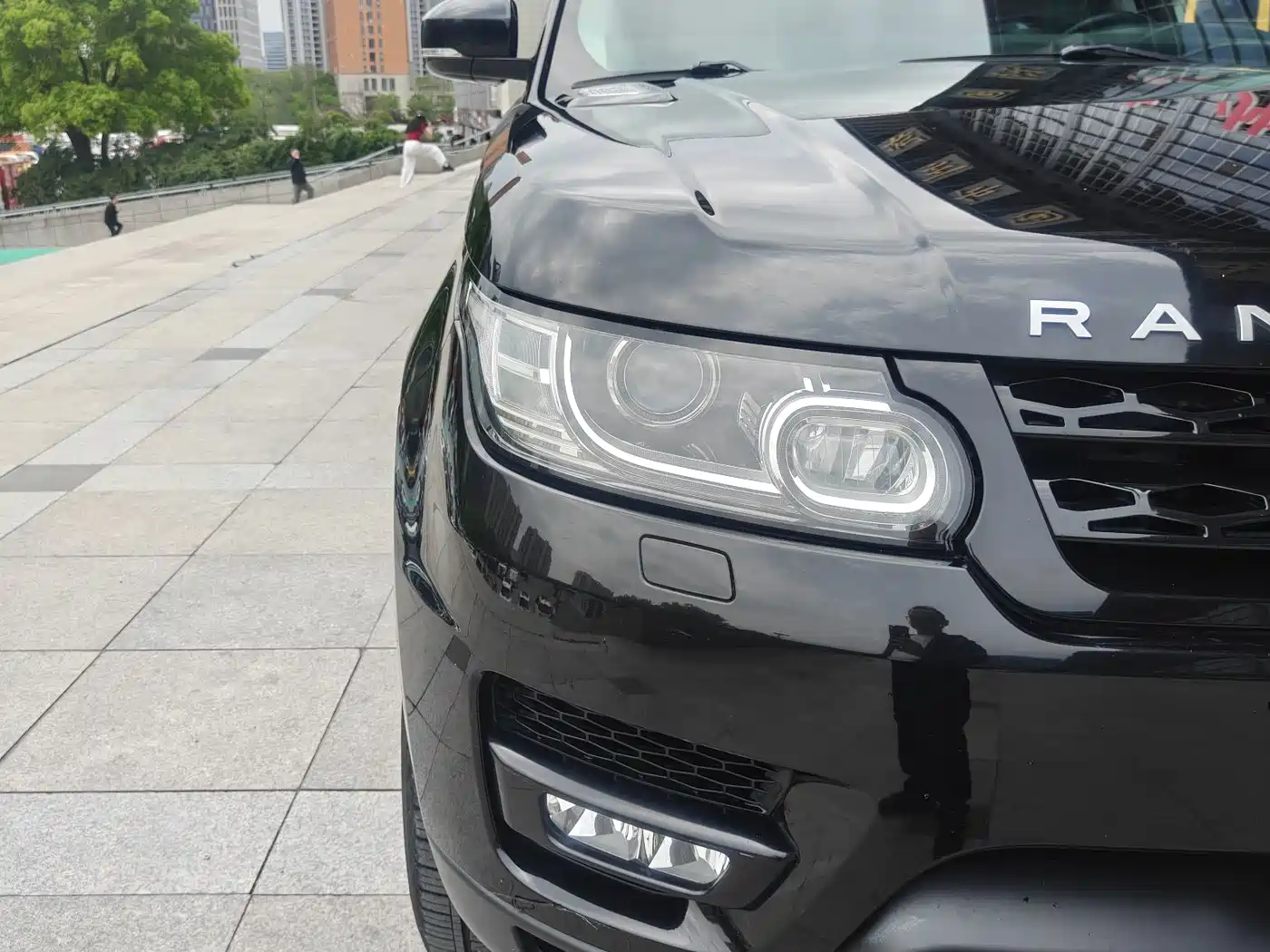 Land Rover Range Rover Sport 2016 Model 3.0 SC V6 HSE DYNAMIC фото 8