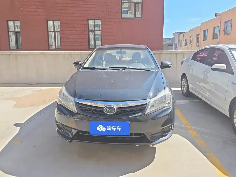 Фото 2 - BYD F3
