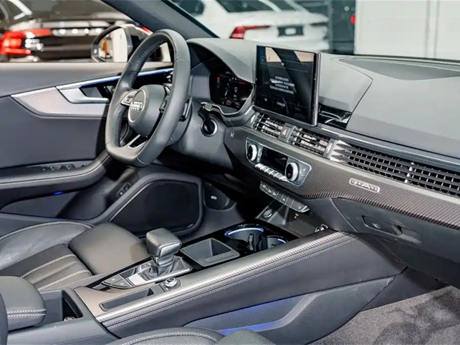 Audi A4L 2023 40 TFSI quattro Luxury Sport фото 18